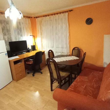 Hannah - Relax Dom Pod Orechom Apartman2 Trávnica Exterior photo